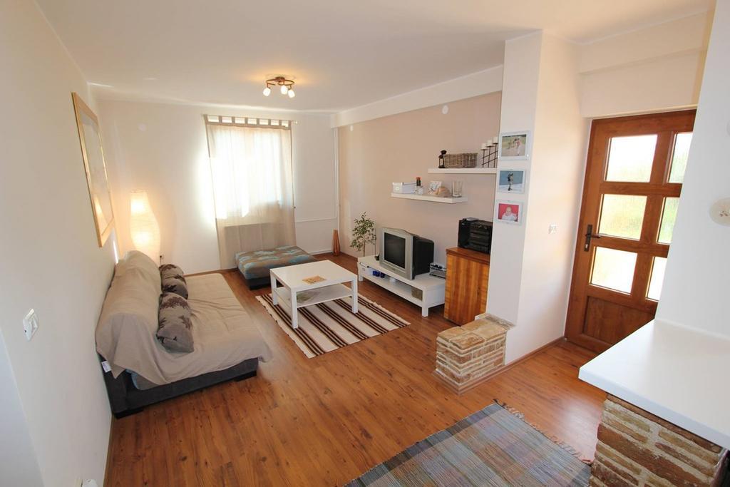 Apartment Dusanka 法扎纳 外观 照片